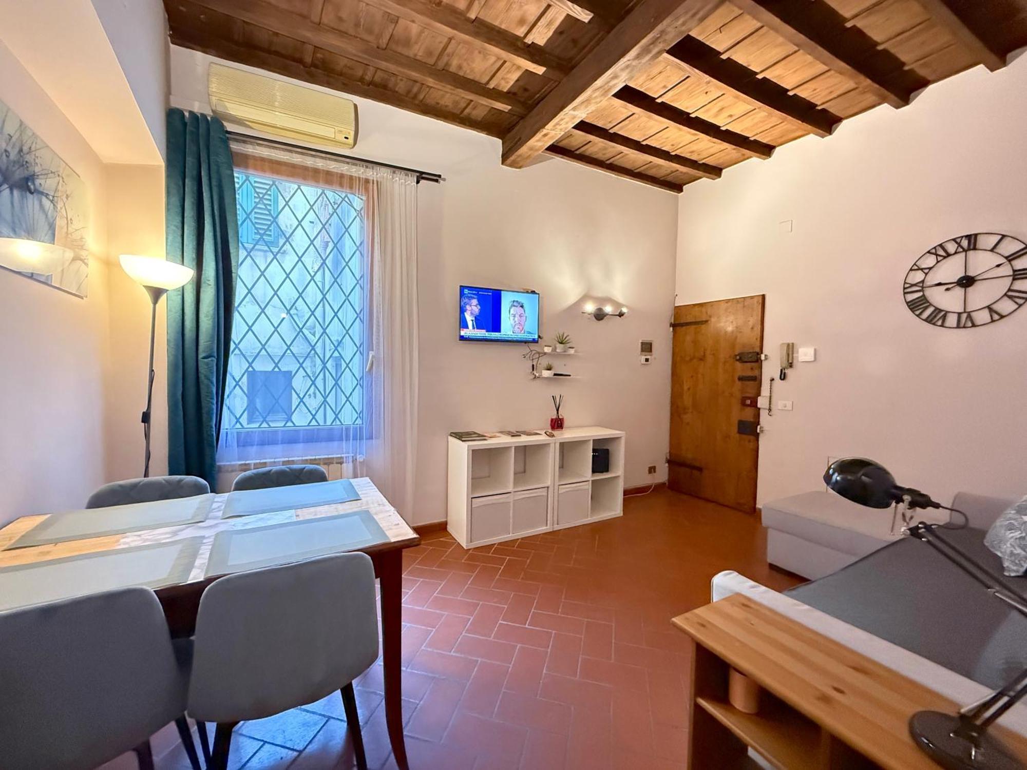 Apartment Guelfa Courtyard Retreat