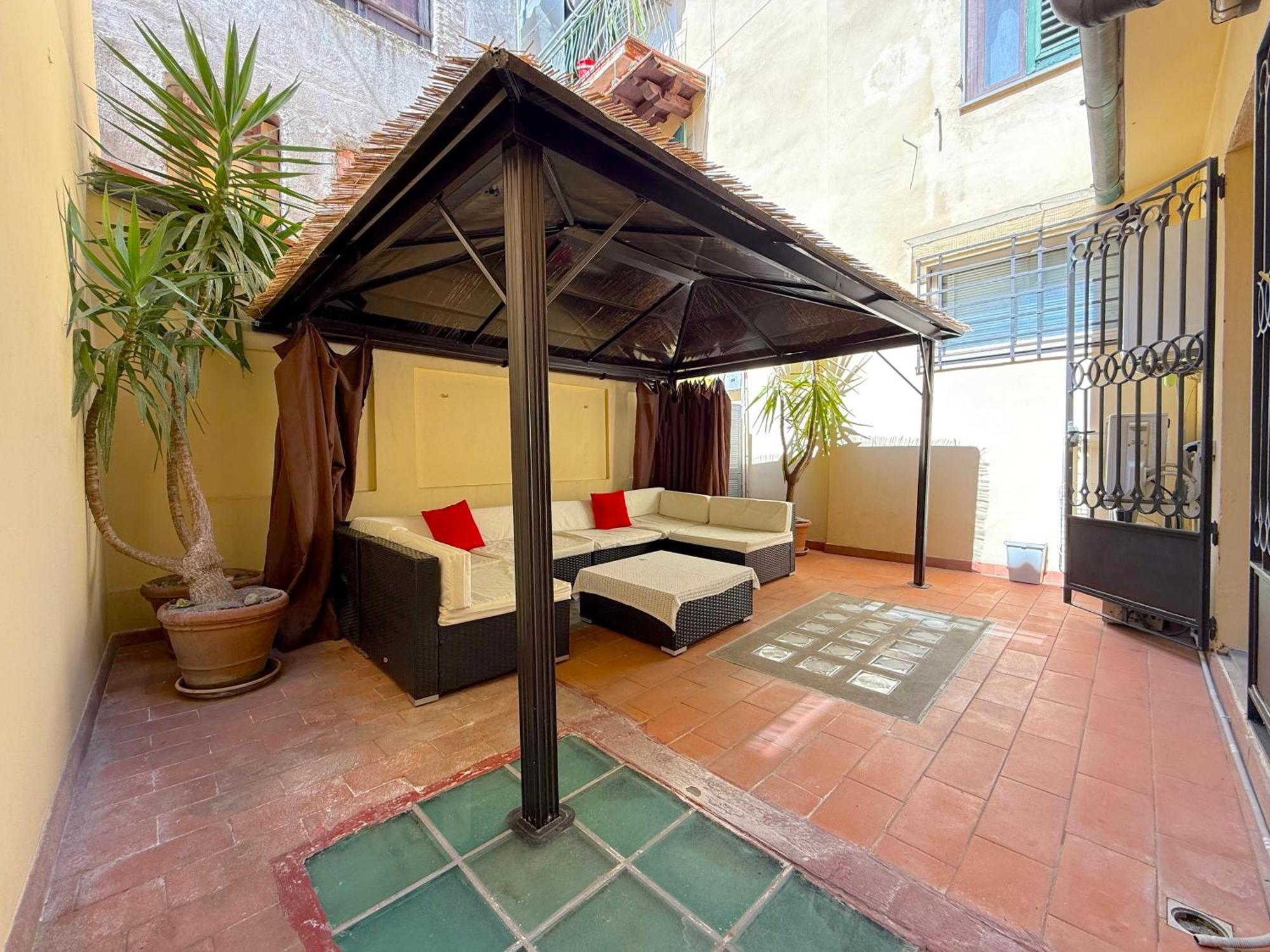 Guelfa Courtyard Retreat * Florença